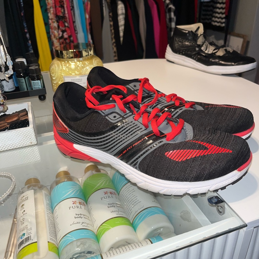 Brooks Black and Red Athletic Shoes